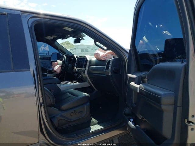 2022 FORD F-350 LARIAT 5