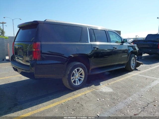 2019 CHEVROLET SUBURBAN LT 4