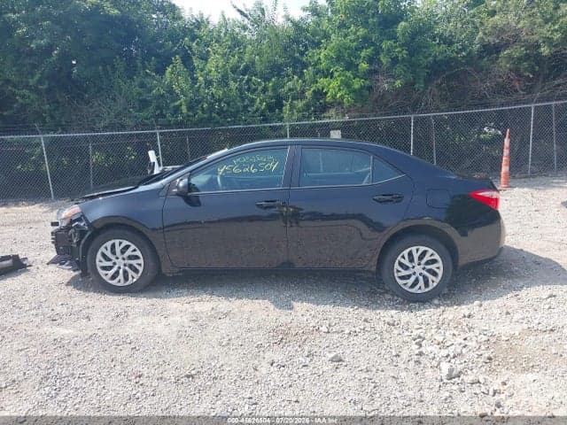 2017 TOYOTA COROLLA LE 15