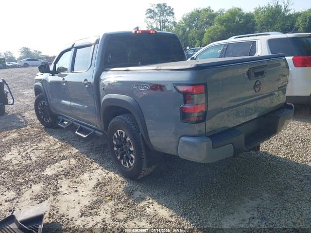 2024 NISSAN FRONTIER PRO-4X 4X4 3
