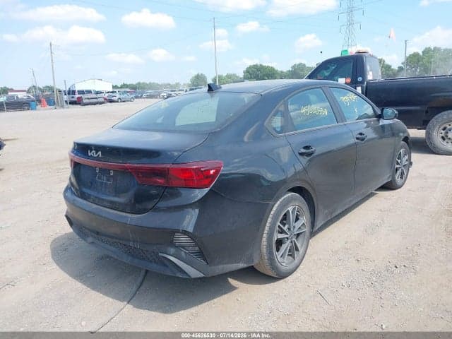 2024 KIA FORTE LXS 4
