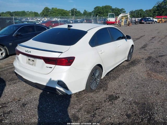 2023 KIA FORTE GT-LINE 4