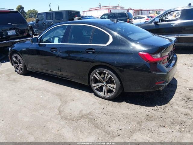2021 BMW 330E 3