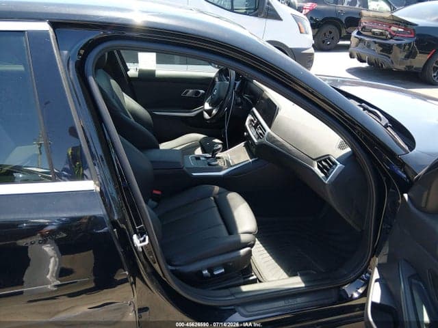 2021 BMW 330E 5