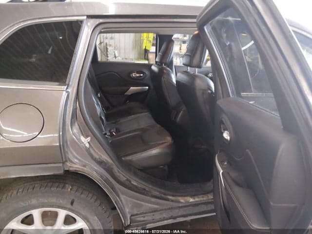 2018 JEEP CHEROKEE LATITUDE PLUS 4X4 8