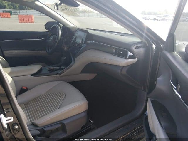 2021 TOYOTA CAMRY SE 5