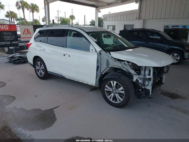 2019 NISSAN PATHFINDER SL 1