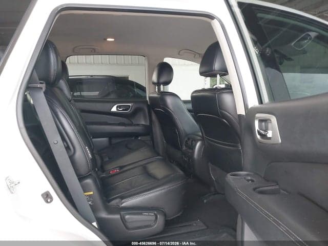 2019 NISSAN PATHFINDER SL 8