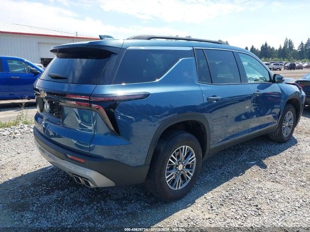 2025 CHEVROLET TRAVERSE FWD LT 4