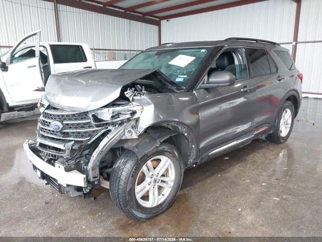 2021 FORD EXPLORER XLT 2