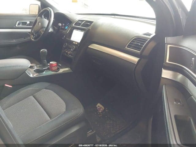 2017 FORD EXPLORER XLT 5