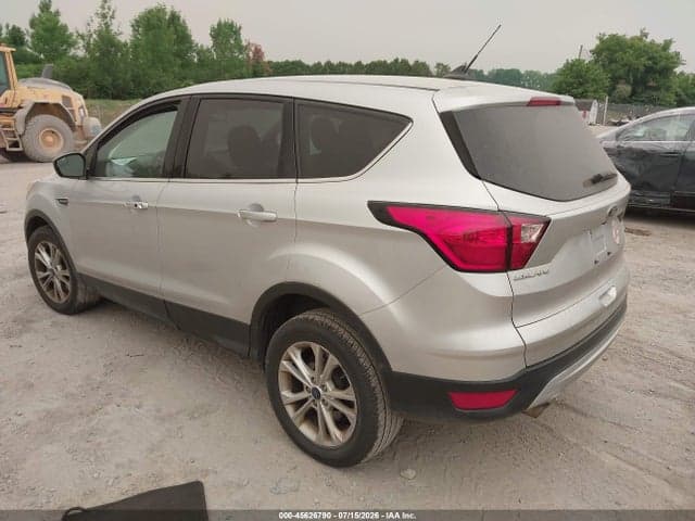 2019 FORD ESCAPE SE 3