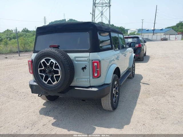 2023 FORD BRONCO OUTER BANKS 4