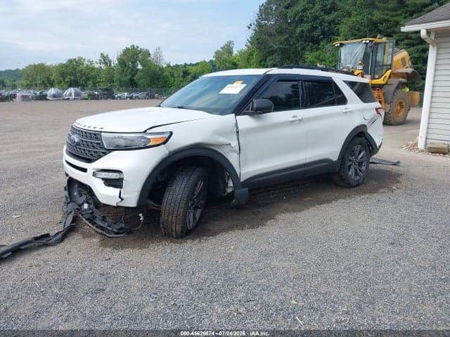 2021 FORD EXPLORER XLT 2