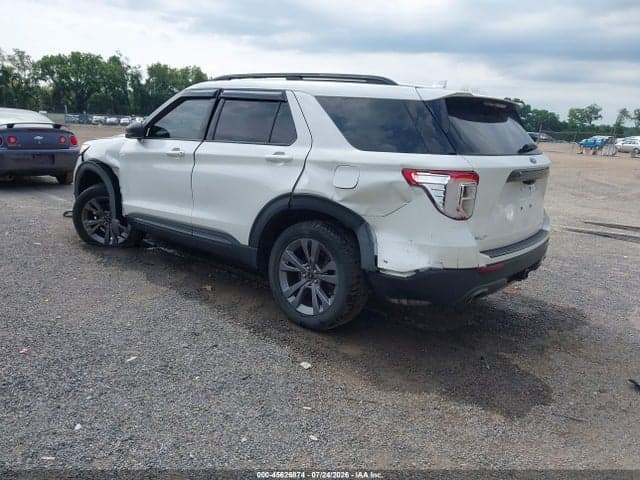 2021 FORD EXPLORER XLT 3