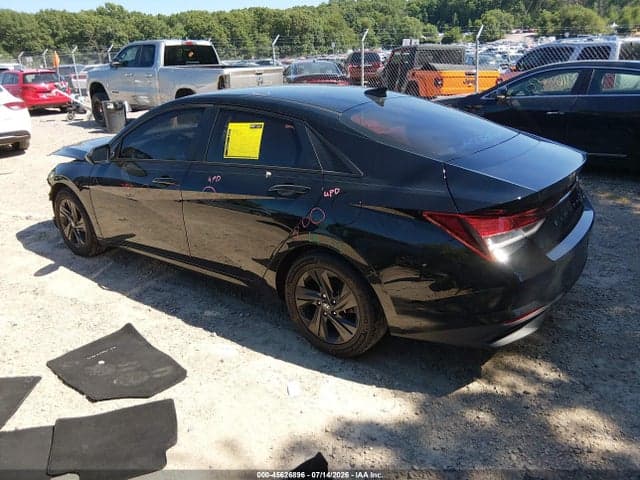 2021 HYUNDAI ELANTRA SEL 3