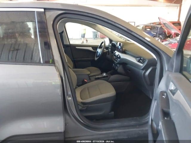 2022 FORD ESCAPE SE 5