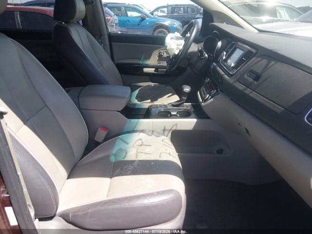 2017 KIA SEDONA EX 5