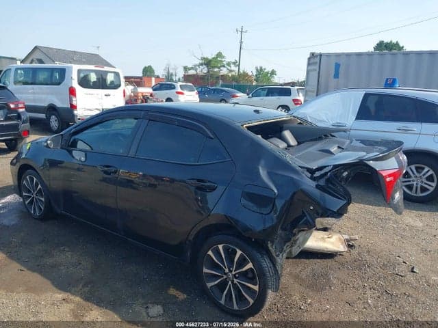 2017 TOYOTA COROLLA XSE 3