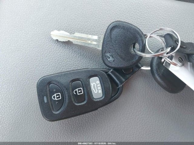 2020 HYUNDAI ELANTRA SE 11