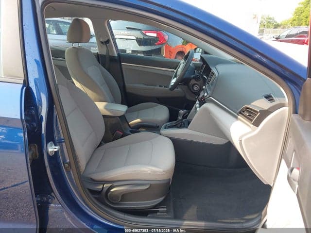 2020 HYUNDAI ELANTRA SE 5