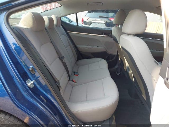 2020 HYUNDAI ELANTRA SE 8