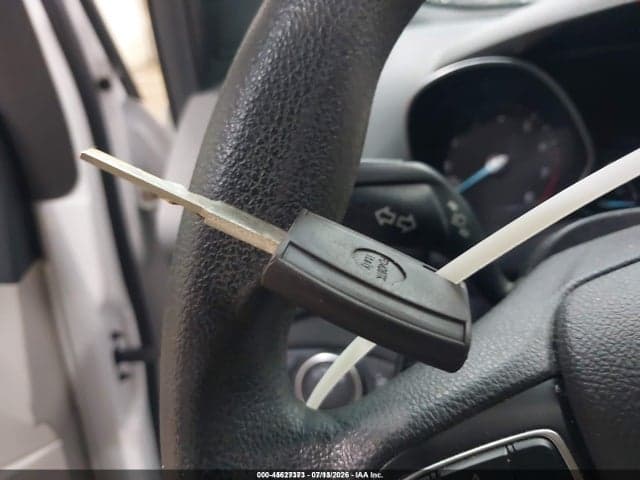 2017 FORD ESCAPE SE 11