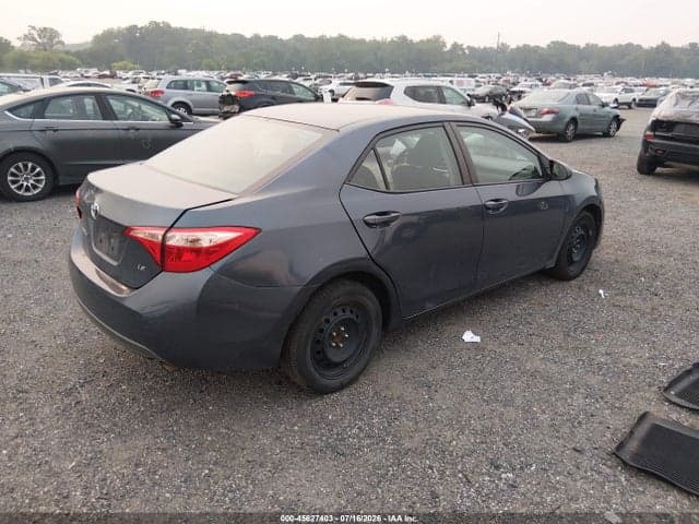2018 TOYOTA COROLLA LE 4