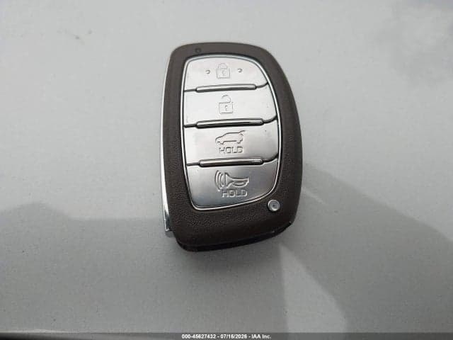2020 HYUNDAI IONIQ HYBRID SE 11
