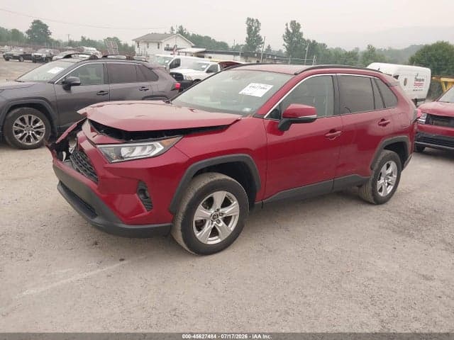 2019 TOYOTA RAV4 XLE 2