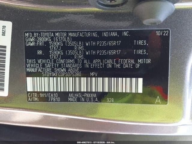 2023 TOYOTA SIENNA XLE 9