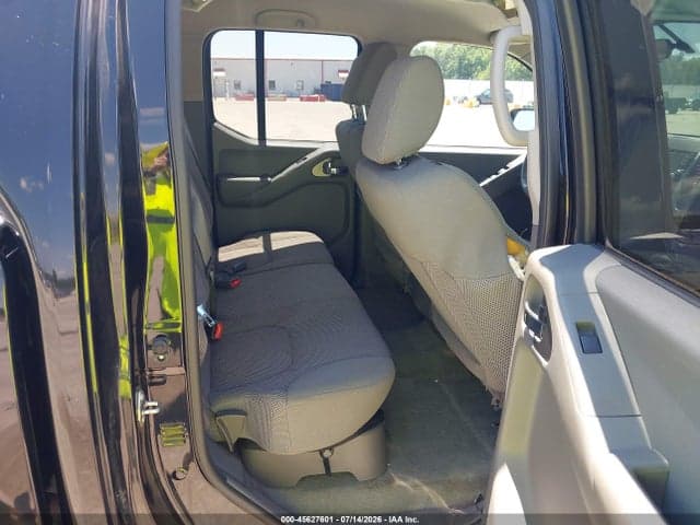 2017 NISSAN FRONTIER SV 8