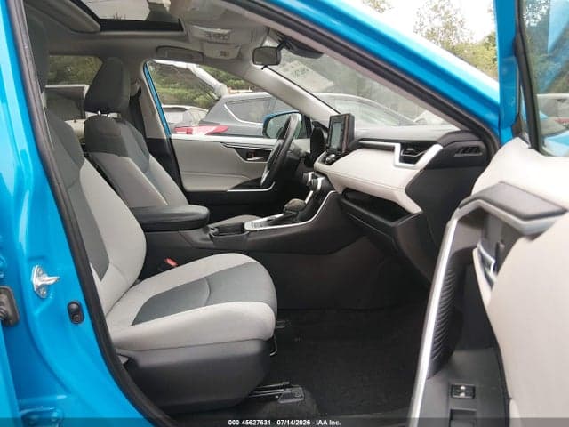 2019 TOYOTA RAV4 HYBRID XLE 5