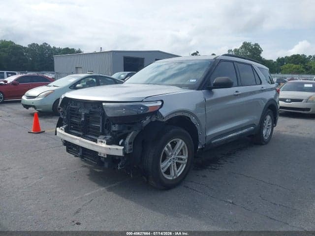 2020 FORD EXPLORER XLT 2