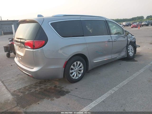 2018 CHRYSLER PACIFICA TOURING L PLUS 4