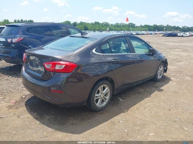 2017 CHEVROLET CRUZE LT AUTO 4