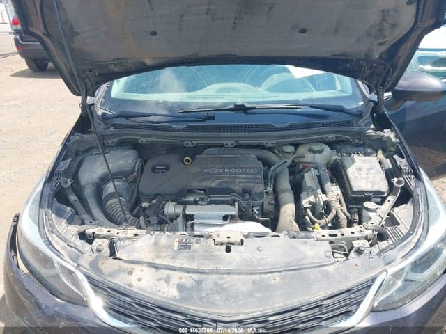 2017 CHEVROLET CRUZE LT AUTO 10