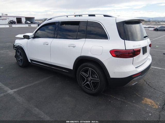 2026 MERCEDES-BENZ GLB 250 3