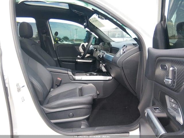 2026 MERCEDES-BENZ GLB 250 5