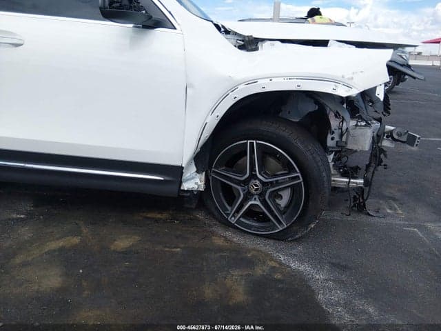 2026 MERCEDES-BENZ GLB 250 6