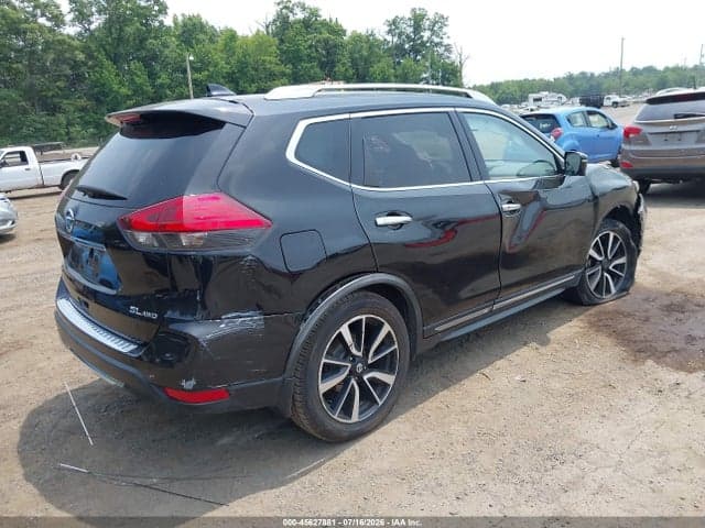 2017 NISSAN ROGUE SL 4