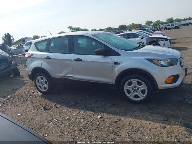 2018 FORD ESCAPE S 13