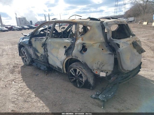 2018 TOYOTA RAV4 XLE 3