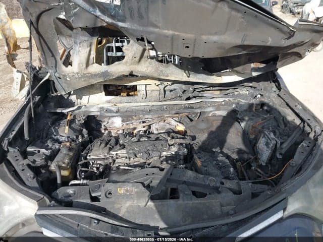 2018 TOYOTA RAV4 XLE 10