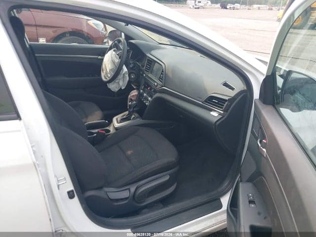 2020 HYUNDAI ELANTRA SEL 5