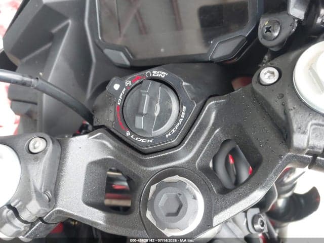 2025 KAWASAKI EX500 A/B 11