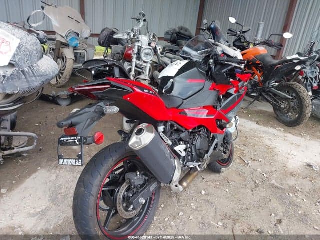 2025 KAWASAKI EX500 A/B 4