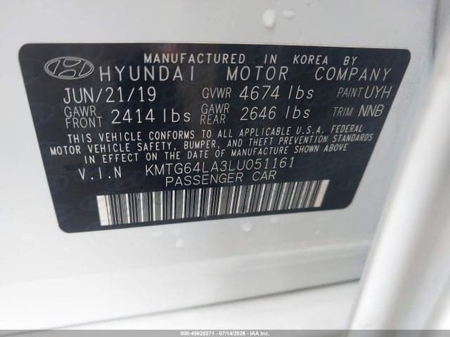 2020 GENESIS G70 2.0T RWD 9
