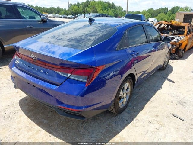 2023 HYUNDAI ELANTRA SE 4