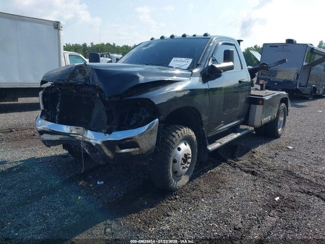 2017 RAM 3500 CHASSIS TRADESMAN/SLT 2